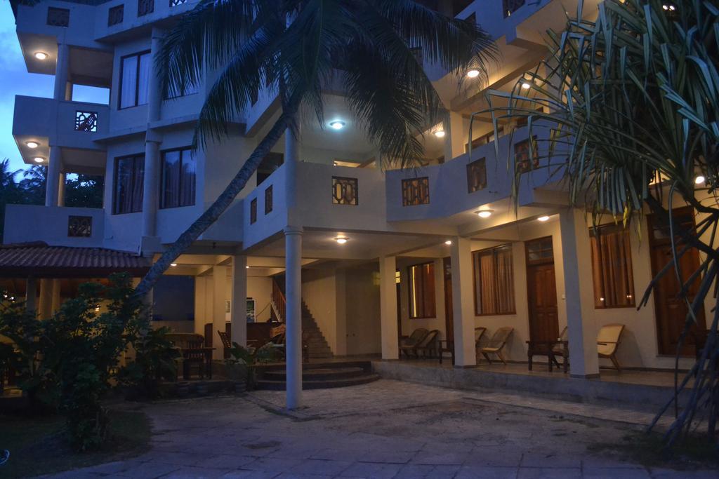 Surf Lanka Hotel Matara Kültér fotó